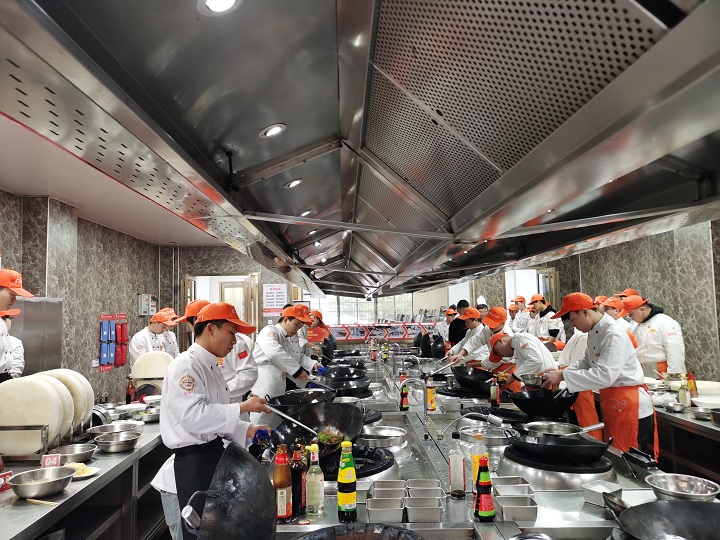 長沙新東方烹飪學(xué)校中餐專場(chǎng)招聘會(huì)盛啟